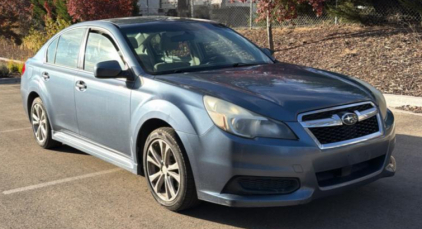 2013 SUBARU LEGACY - AWD! LOW MILEAGE!
