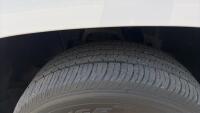 2015 GMC YUKON SLE - 4X4-THIRD ROW SEATING! - 27