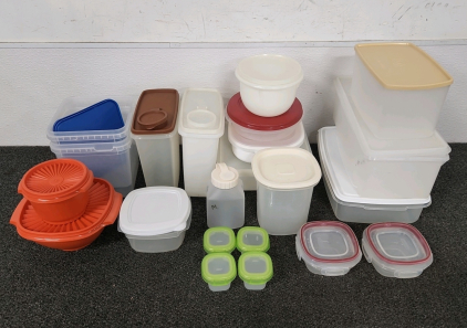 Food Storage/ Tupperware