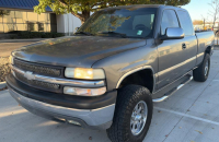 2000 CHEVY SILVERADO 1500: RWD- CLEAN INTERIOR!