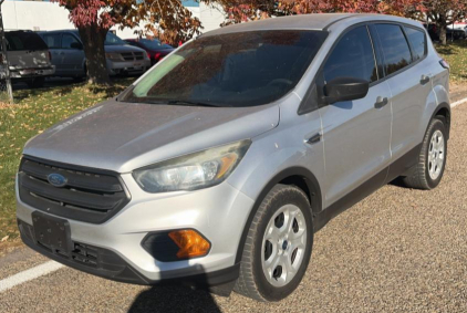 2018 FORD ESCAPE -FWD- GOOD TIRES!