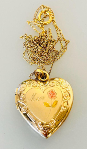 Heart-Shaped "Mom" Gold-Tone Locket Necklace, Taiwan, Ornate Design, Photo Compartments