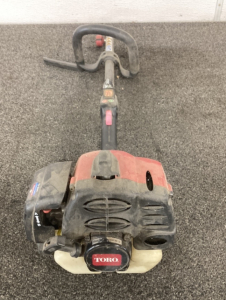 Toro Motor Half Of Weed Wacker