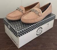 Women&rsquo;s Shoe Lot All Size 7 New In Boxes - 4