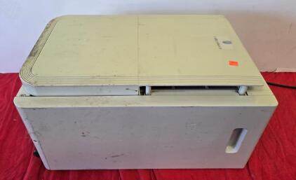 EMANAGE Portable Dehumidifier, Approx. 50 PPD Capacity, Digital Controls, Casters