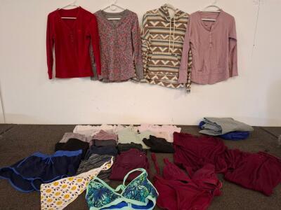 Women's Clothing Lot &ndash; Wrangler Hoodie, Jockey Tops, Swimwear, Shorts, Pants, Small, 18 Pieces