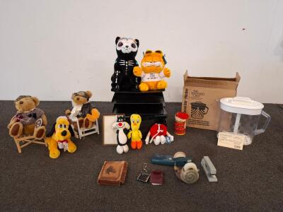 Pampered Chef Pitcher, Vintage Swingline Stapler, Plush Toys, Barrel of Monkeys & More