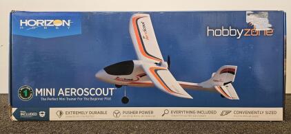 HobbyZone Mini AeroScout 770mm RTF Trainer RC Airplane Kit with Accessories