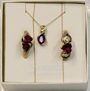 10K Yellow Gold Heart Red Stone Ring & Pendant Set with Accent Stones, Original Box, Samuels