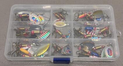 Mixed Spinner Fishing Lure Set, 16&ndash;20 Metal Lures with Treble Hooks & Compartment Box