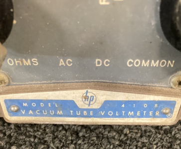 HP Vacuum Tube Voltmeter