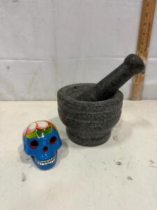 Granite Mortar & Pestle Set 5" x 4" with Hand-Painted D&iacute;a de los Muertos Ceramic Skull