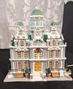 (1) Lemax Collectible Porcelain Lighted Town Hall, 2004 Caddingon Village