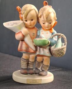 (1) Vintage Goebel Hummel Figurine-52/0 "Going To Grandma's"