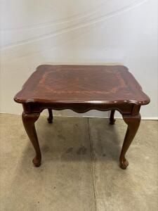 Traditional Wood End Table with Decorative Inlay, Cabriole Legs, 24"x24"x22", Dark Finish