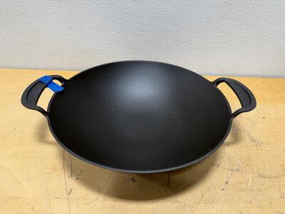 Weber Cast Iron Wok, Gourmet BBQ System, 16" Diameter, Dual Handles, Pre-Seasoned