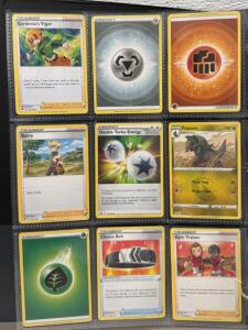 Pok&eacute;mon TCG Binder Collection &ndash; approximately 150 Mixed Cards incl. Kadabra, Clefable, Trainers, Energies