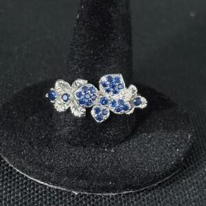 Sterling Silver Blue Sapphire Floral Cluster Ring Round Cut Accent Stones Prong Set