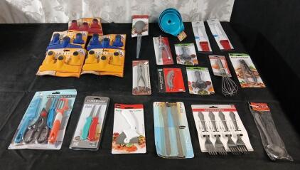 (1) 4-Piece Kitchen Knife Set, (1) 2-Piece Faberware Paring Knife Set, (5) 3-Piece Packs Of Kitchen Power Clips & More