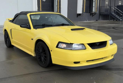 2001 FORD MUSTANG GT - CONVERTIBLE!