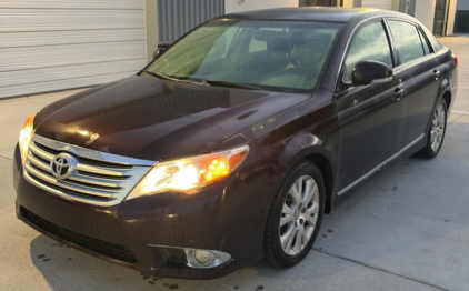 2011 TOYOTA AVALON - HEATED SEATS