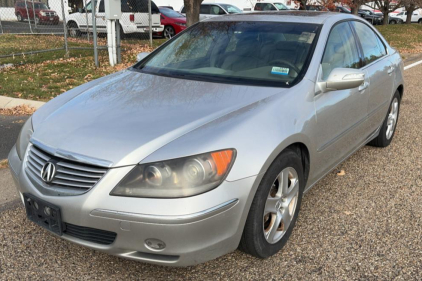 2005 ACURA RL - FWD- LEATHER, HEATED SEATS- RUNS GOOD!