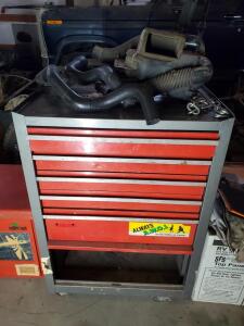 (OFFSITE) Rolling 7-Drawer Steel Tool Chest with Assorted Hand Tools, Red, Approx. 30x18x42 in