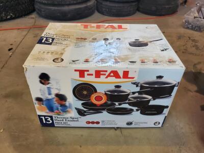 ( OFFSITE) T-fal 13-Piece Thermo-Spot&trade; Hard Enamel Nonstick Cookware Set with Glass Lids
