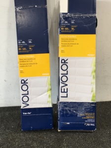 (2) 2&rdquo; Faux Wood Blinds