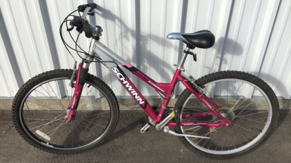 Pink Schwinn Women’s Bike