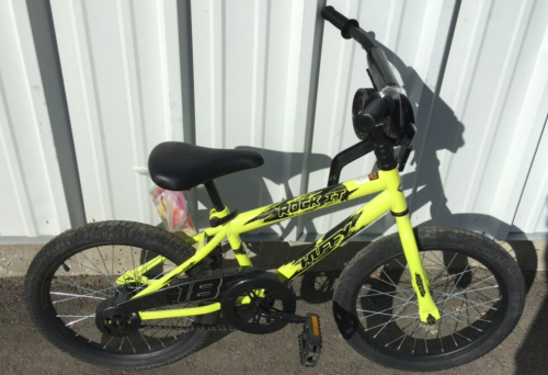 Green-Yellow Huffy Boy’s Bike