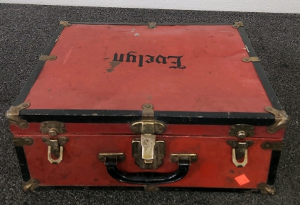 Vintage Roller Skates In Case