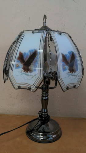 Eagle Theme 23" 3way Touch Lamp