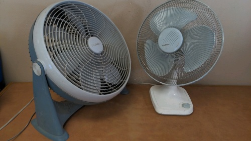 15" Blade Oscillating Fan & 19" Blade Floor Fan