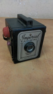 Vintage Imperial Six-twenty Snapshot Camera