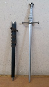 22-1/2" Short Sword w/Scabbard