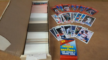 Box of Vintage Baseball Cards: Partial Sets