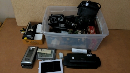 Assorted Vintage & Newer Electronics