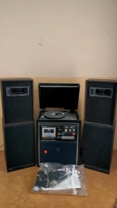 Vintage StarMaker Karaoke w/Speakers & Microphones