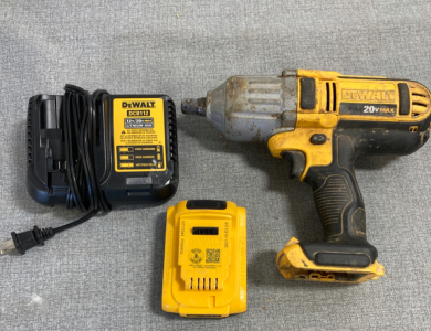 Dewalt DCF889 1/2” Cordless Impact Driver, DCB112 12v/20v Lithium Ion Charger, DCB203 Lithium Ion Battery