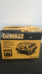 Dewalt 13” Thickness Planer