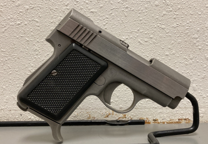 AMT Back Up II .380 9mm Kurz Semi-Auto Pistol —R11306