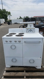 Vintage Fridgidaire Range