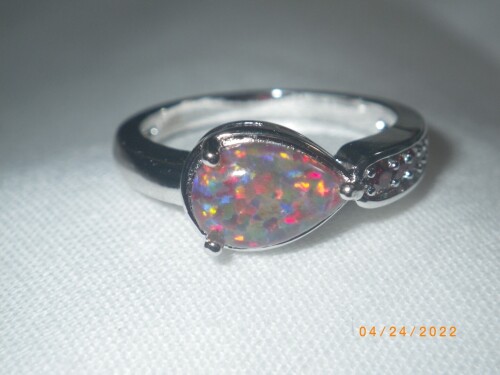 925 ring Size 8 w/ Red Fire Opal