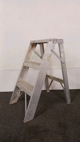 26" H Step Ladder