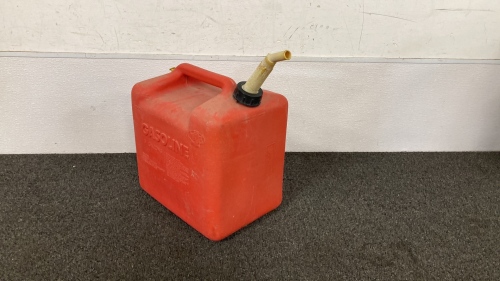 5 Gallon Plastic Gasoline Can