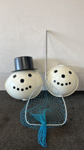 (2) 20" Decorative Snowman Heads, Decorative Top Hat, and Fishing Net