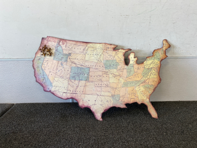 Metal Hanging United States With Magnets 32” Length