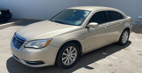 2013 Chrysler 200- Nice Clean Car!