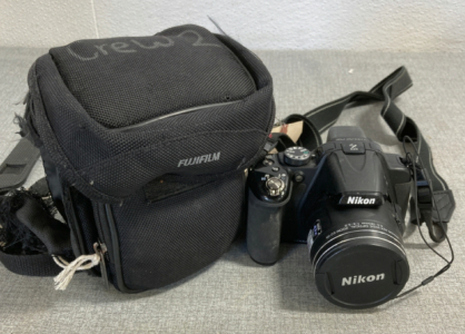 Nikon Cool Pix P520 Digital Camera and Case